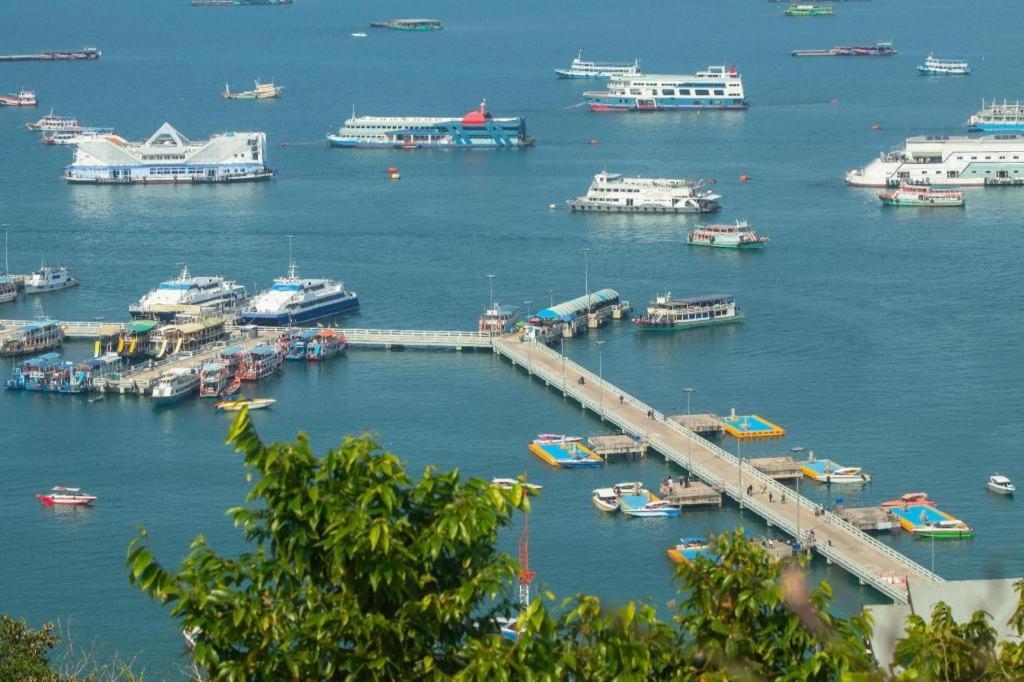 Seven Zea Chic Hotel Pattaya Exterior foto