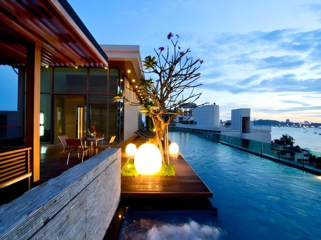 Seven Zea Chic Hotel Pattaya Exterior foto